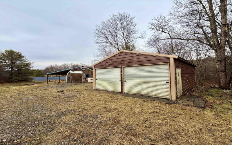 200 Beavertail Drive, Bruceton Mills, West Virginia 26525, 3 Bedrooms Bedrooms, 7 Rooms Rooms,2 BathroomsBathrooms,Single Family Detached,For Sale,Beavertail,10163657