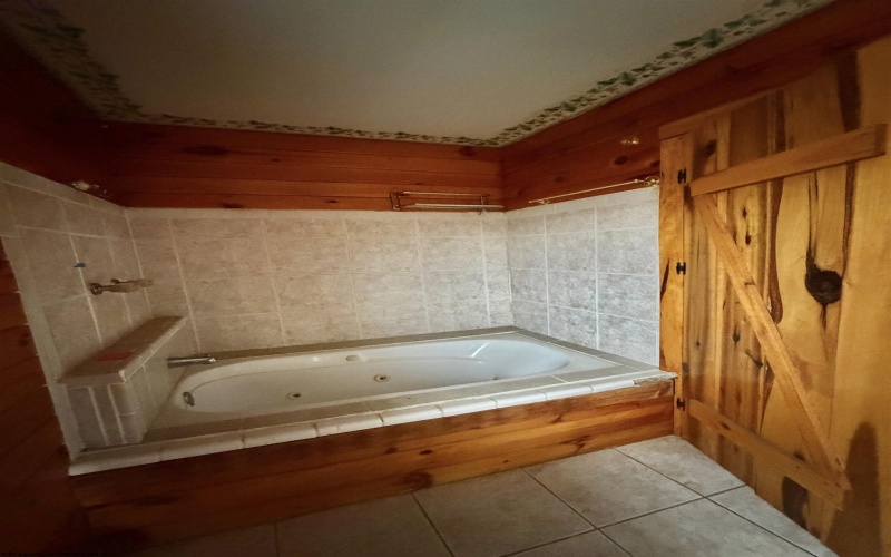 200 Beavertail Drive, Bruceton Mills, West Virginia 26525, 3 Bedrooms Bedrooms, 7 Rooms Rooms,2 BathroomsBathrooms,Single Family Detached,For Sale,Beavertail,10163657