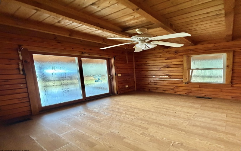 200 Beavertail Drive, Bruceton Mills, West Virginia 26525, 3 Bedrooms Bedrooms, 7 Rooms Rooms,2 BathroomsBathrooms,Single Family Detached,For Sale,Beavertail,10163657