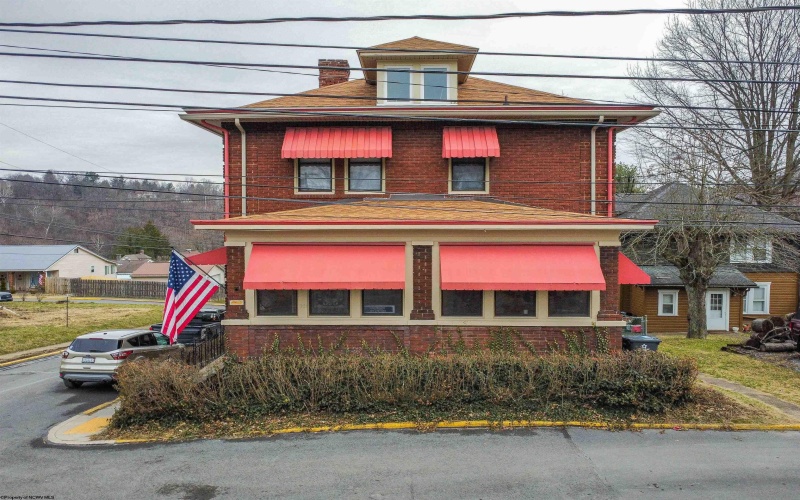 301 Arch Street, Morgantown, West Virginia 26501, 4 Bedrooms Bedrooms, 10 Rooms Rooms,2 BathroomsBathrooms,Single Family Detached,For Sale,Arch,10163652