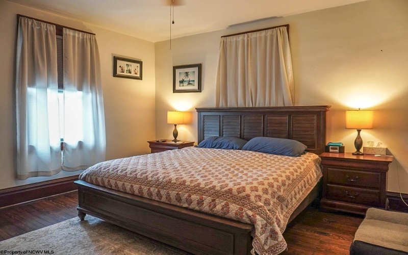 301 Arch Street, Morgantown, West Virginia 26501, 4 Bedrooms Bedrooms, 10 Rooms Rooms,2 BathroomsBathrooms,Single Family Detached,For Sale,Arch,10163652