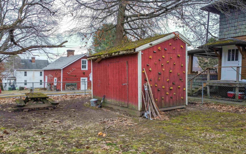 301 Arch Street, Morgantown, West Virginia 26501, 4 Bedrooms Bedrooms, 10 Rooms Rooms,2 BathroomsBathrooms,Single Family Detached,For Sale,Arch,10163652