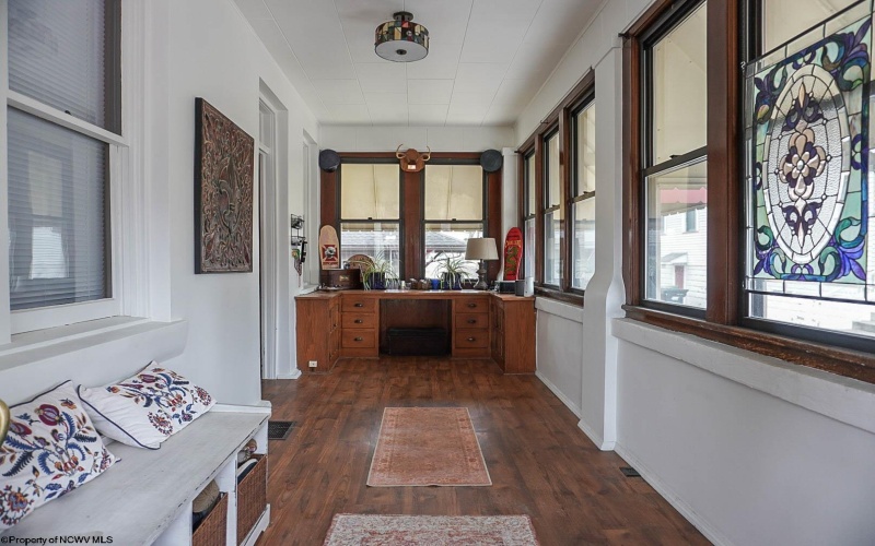 301 Arch Street, Morgantown, West Virginia 26501, 4 Bedrooms Bedrooms, 10 Rooms Rooms,2 BathroomsBathrooms,Single Family Detached,For Sale,Arch,10163652