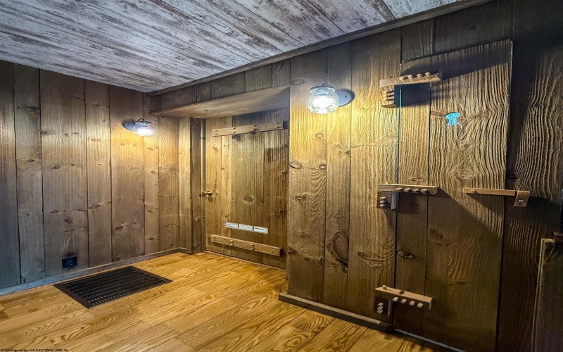 6867 Seneca Trail Road, Parsons, West Virginia 26287-0000, 3 Bedrooms Bedrooms, 4 Rooms Rooms,2 BathroomsBathrooms,Single Family Detached,For Sale,Seneca Trail,10163650