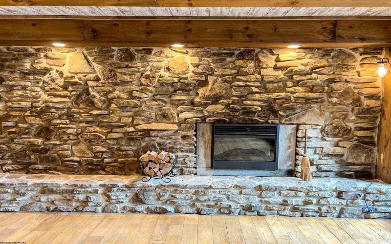 6867 Seneca Trail Road, Parsons, West Virginia 26287-0000, 3 Bedrooms Bedrooms, 4 Rooms Rooms,2 BathroomsBathrooms,Single Family Detached,For Sale,Seneca Trail,10163650