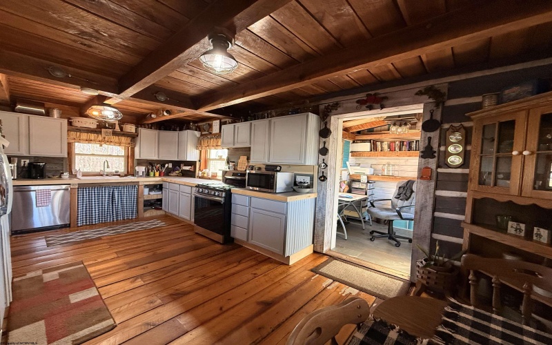 1430 Stony Run Road, Independence, West Virginia 26374, 3 Bedrooms Bedrooms, 6 Rooms Rooms,2 BathroomsBathrooms,Single Family Detached,For Sale,Stony Run,10163649