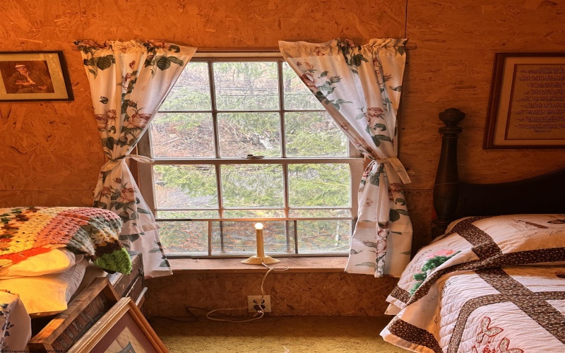 2527 Smithtown Road, Morgantown, West Virginia 26508, 2 Bedrooms Bedrooms, 5 Rooms Rooms,1 BathroomBathrooms,Single Family Detached,For Sale,Smithtown,10163648