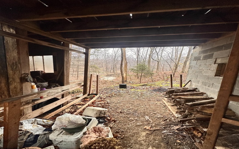 2527 Smithtown Road, Morgantown, West Virginia 26508, 2 Bedrooms Bedrooms, 5 Rooms Rooms,1 BathroomBathrooms,Single Family Detached,For Sale,Smithtown,10163648