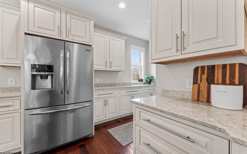 12 Falling Water Lane, Morgantown, West Virginia 26508, 5 Bedrooms Bedrooms, 14 Rooms Rooms,5 BathroomsBathrooms,Single Family Detached,For Sale,Falling Water,10163647