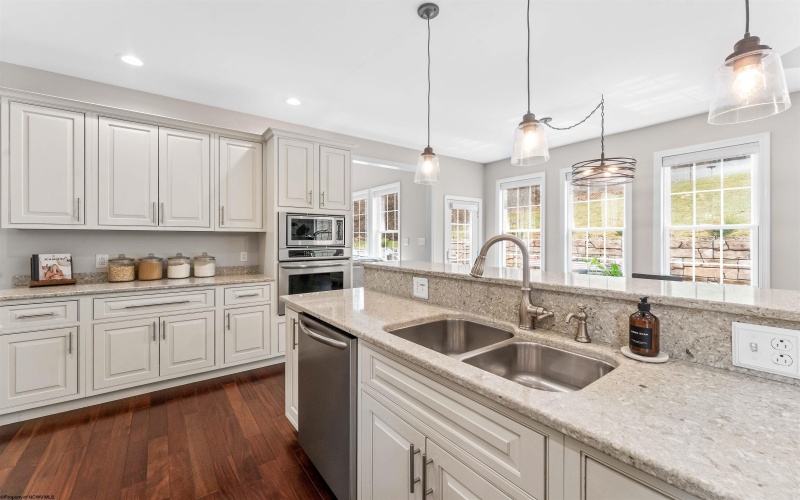 12 Falling Water Lane, Morgantown, West Virginia 26508, 5 Bedrooms Bedrooms, 14 Rooms Rooms,5 BathroomsBathrooms,Single Family Detached,For Sale,Falling Water,10163647