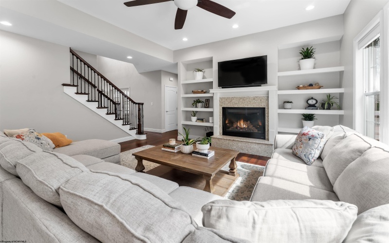 12 Falling Water Lane, Morgantown, West Virginia 26508, 5 Bedrooms Bedrooms, 14 Rooms Rooms,5 BathroomsBathrooms,Single Family Detached,For Sale,Falling Water,10163647