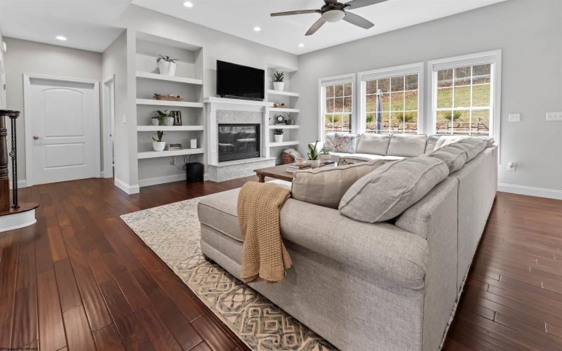 12 Falling Water Lane, Morgantown, West Virginia 26508, 5 Bedrooms Bedrooms, 14 Rooms Rooms,5 BathroomsBathrooms,Single Family Detached,For Sale,Falling Water,10163647