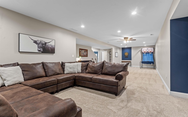 12 Falling Water Lane, Morgantown, West Virginia 26508, 5 Bedrooms Bedrooms, 14 Rooms Rooms,5 BathroomsBathrooms,Single Family Detached,For Sale,Falling Water,10163647