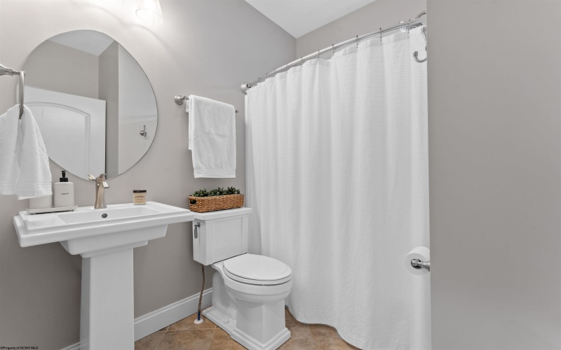 12 Falling Water Lane, Morgantown, West Virginia 26508, 5 Bedrooms Bedrooms, 14 Rooms Rooms,5 BathroomsBathrooms,Single Family Detached,For Sale,Falling Water,10163647