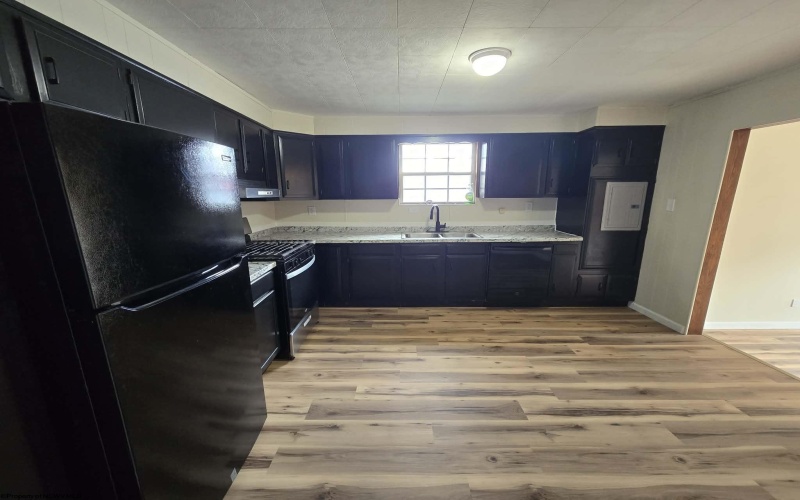 145 Liberty Avenue, Clarksburg, West Virginia 26301, 3 Bedrooms Bedrooms, 7 Rooms Rooms,1 BathroomBathrooms,Single Family Detached,For Sale,Liberty,10163660