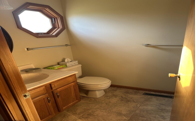 271 Jack Acres Road, Buckhannon, West Virginia 26201, 3 Bedrooms Bedrooms, 6 Rooms Rooms,3 BathroomsBathrooms,Single Family Detached,For Sale,Jack Acres,10163659