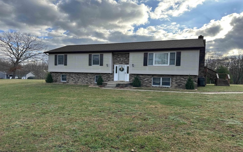 271 Jack Acres Road, Buckhannon, West Virginia 26201, 3 Bedrooms Bedrooms, 6 Rooms Rooms,3 BathroomsBathrooms,Single Family Detached,For Sale,Jack Acres,10163659