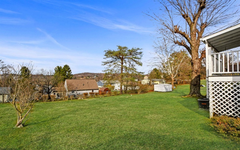 141 Estate Drive, Morgantown, West Virginia 26508, 3 Bedrooms Bedrooms, 6 Rooms Rooms,1 BathroomBathrooms,Single Family Detached,For Sale,Estate,10163658
