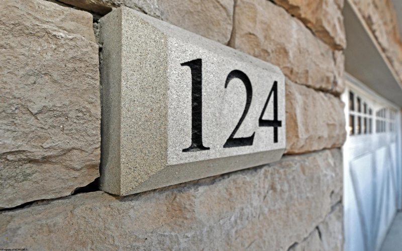 124 Claremont Court, Morgantown, West Virginia 26501, 3 Bedrooms Bedrooms, 6 Rooms Rooms,2 BathroomsBathrooms,Single Family Attached,For Sale,Claremont,10163669