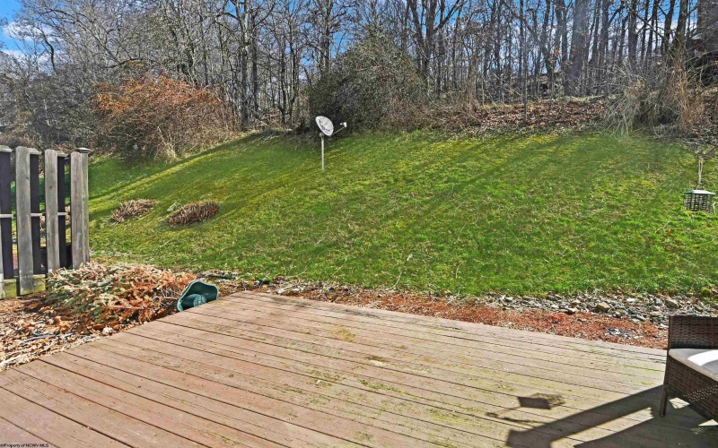 124 Claremont Court, Morgantown, West Virginia 26501, 3 Bedrooms Bedrooms, 6 Rooms Rooms,2 BathroomsBathrooms,Single Family Attached,For Sale,Claremont,10163669