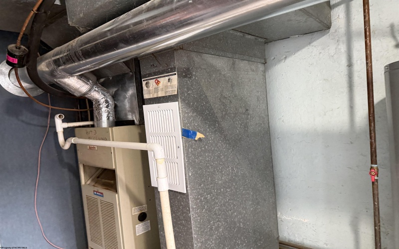 2027 Hamill Avenue, Clarksburg, West Virginia 26301, ,Multi-unit/income,For Sale,Hamill,10163662