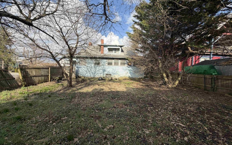 5 Meade Street, Buckhannon, West Virginia 26201, 4 Bedrooms Bedrooms, 9 Rooms Rooms,1 BathroomBathrooms,Single Family Detached,For Sale,Meade,10163676