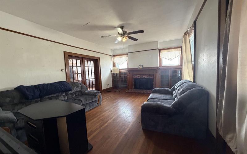 5 Meade Street, Buckhannon, West Virginia 26201, 4 Bedrooms Bedrooms, 9 Rooms Rooms,1 BathroomBathrooms,Single Family Detached,For Sale,Meade,10163676