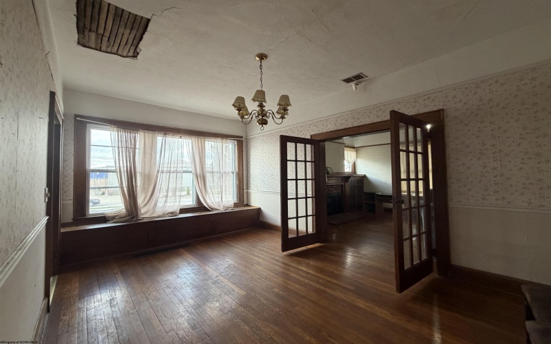 5 Meade Street, Buckhannon, West Virginia 26201, 4 Bedrooms Bedrooms, 9 Rooms Rooms,1 BathroomBathrooms,Single Family Detached,For Sale,Meade,10163676