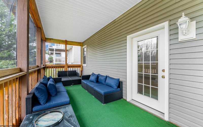 701 Park Side Lane, Morgantown, West Virginia 26501, 4 Bedrooms Bedrooms, 8 Rooms Rooms,3 BathroomsBathrooms,Single Family Detached,For Sale,Park Side,10163674