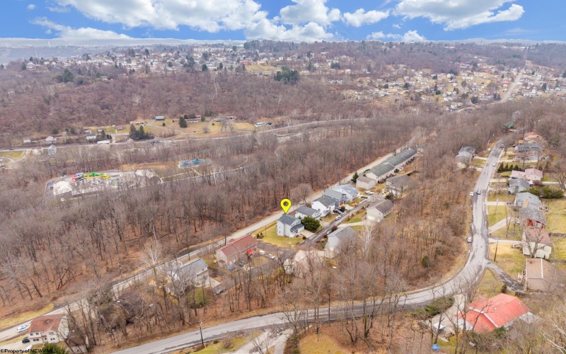 701 Park Side Lane, Morgantown, West Virginia 26501, 4 Bedrooms Bedrooms, 8 Rooms Rooms,3 BathroomsBathrooms,Single Family Detached,For Sale,Park Side,10163674