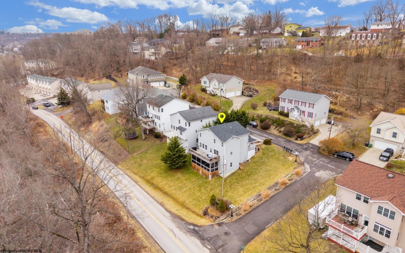 701 Park Side Lane, Morgantown, West Virginia 26501, 4 Bedrooms Bedrooms, 8 Rooms Rooms,3 BathroomsBathrooms,Single Family Detached,For Sale,Park Side,10163674