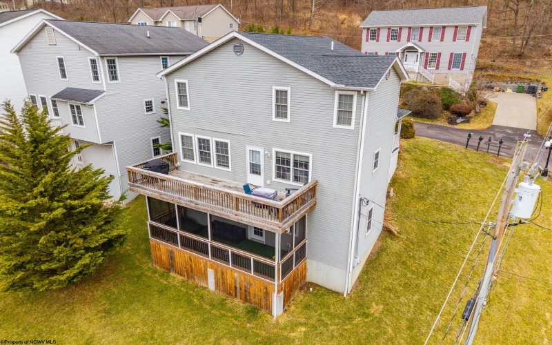 701 Park Side Lane, Morgantown, West Virginia 26501, 4 Bedrooms Bedrooms, 8 Rooms Rooms,3 BathroomsBathrooms,Single Family Detached,For Sale,Park Side,10163674