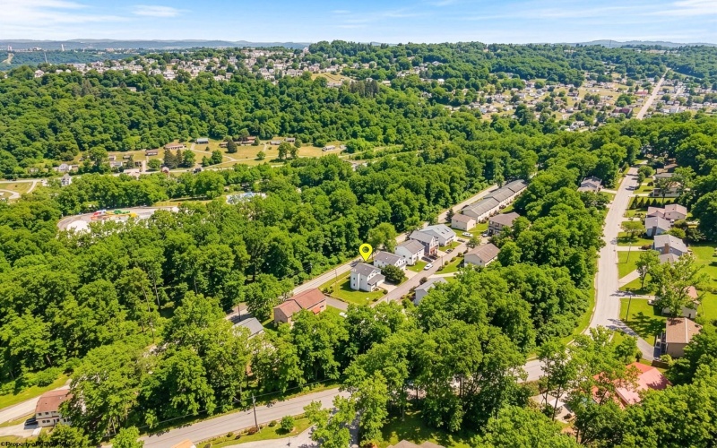 701 Park Side Lane, Morgantown, West Virginia 26501, 4 Bedrooms Bedrooms, 8 Rooms Rooms,3 BathroomsBathrooms,Single Family Detached,For Sale,Park Side,10163674