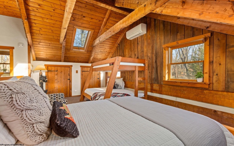 134 Azalea Lane, Terra Alta, West Virginia 26764, 2 Bedrooms Bedrooms, 6 Rooms Rooms,2 BathroomsBathrooms,Single Family Detached,For Sale,Azalea,10163673