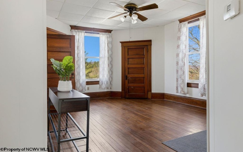 228 Jefferson Street, Bridgeport, West Virginia 26330, 3 Bedrooms Bedrooms, 8 Rooms Rooms,2 BathroomsBathrooms,Single Family Detached,For Sale,Jefferson,10163661