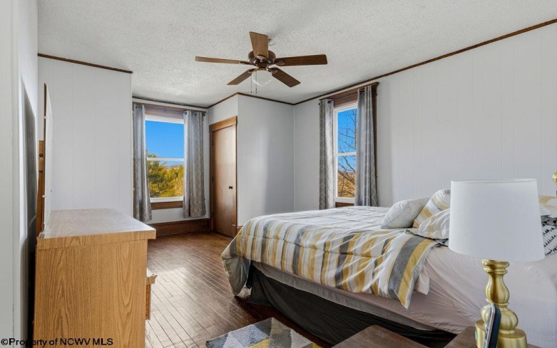 228 Jefferson Street, Bridgeport, West Virginia 26330, 3 Bedrooms Bedrooms, 8 Rooms Rooms,2 BathroomsBathrooms,Single Family Detached,For Sale,Jefferson,10163661