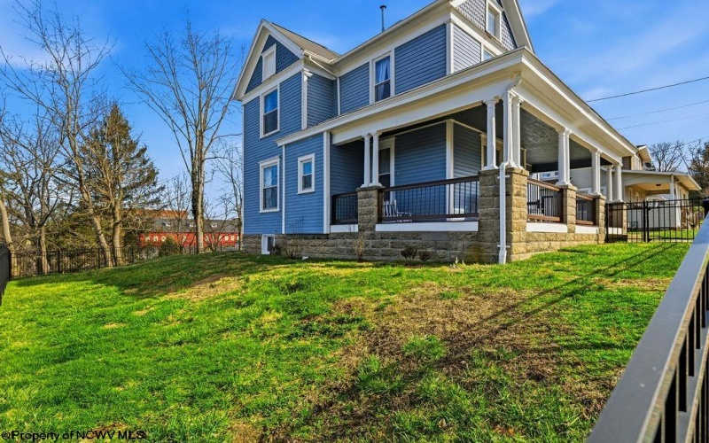 228 Jefferson Street, Bridgeport, West Virginia 26330, 3 Bedrooms Bedrooms, 8 Rooms Rooms,2 BathroomsBathrooms,Single Family Detached,For Sale,Jefferson,10163661