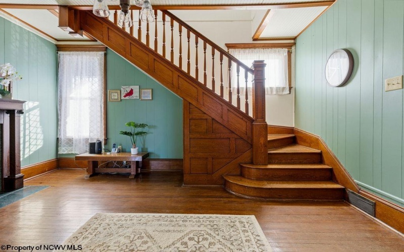 228 Jefferson Street, Bridgeport, West Virginia 26330, 3 Bedrooms Bedrooms, 8 Rooms Rooms,2 BathroomsBathrooms,Single Family Detached,For Sale,Jefferson,10163661