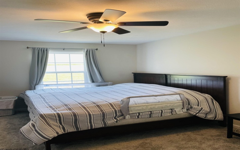 63 Kingston Drive, Bridgeport, West Virginia 26330, 5 Bedrooms Bedrooms, 10 Rooms Rooms,4 BathroomsBathrooms,Single Family Detached,For Sale,Kingston,10163665