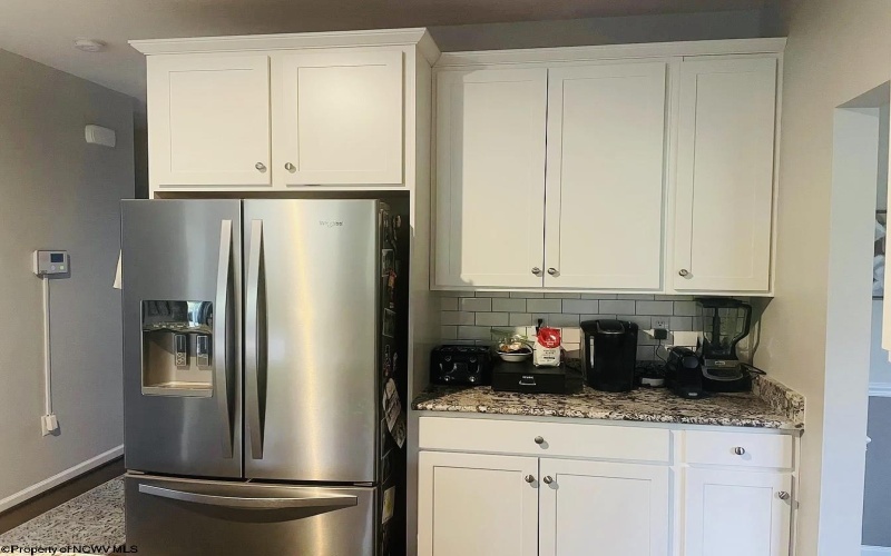 63 Kingston Drive, Bridgeport, West Virginia 26330, 5 Bedrooms Bedrooms, 10 Rooms Rooms,4 BathroomsBathrooms,Single Family Detached,For Sale,Kingston,10163665