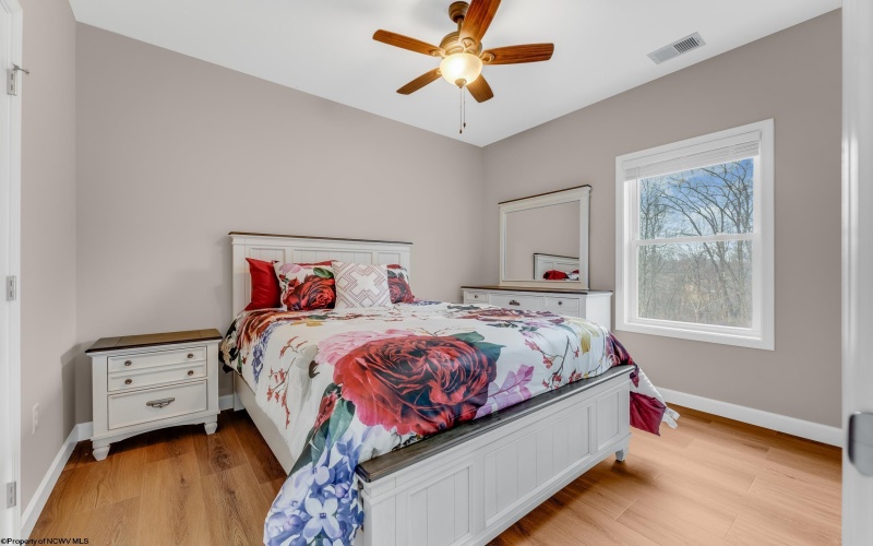 83 Warm Hollow Road, Morgantown, West Virginia 26508, 4 Bedrooms Bedrooms, 8 Rooms Rooms,3 BathroomsBathrooms,Single Family Detached,For Sale,Warm Hollow,10163666