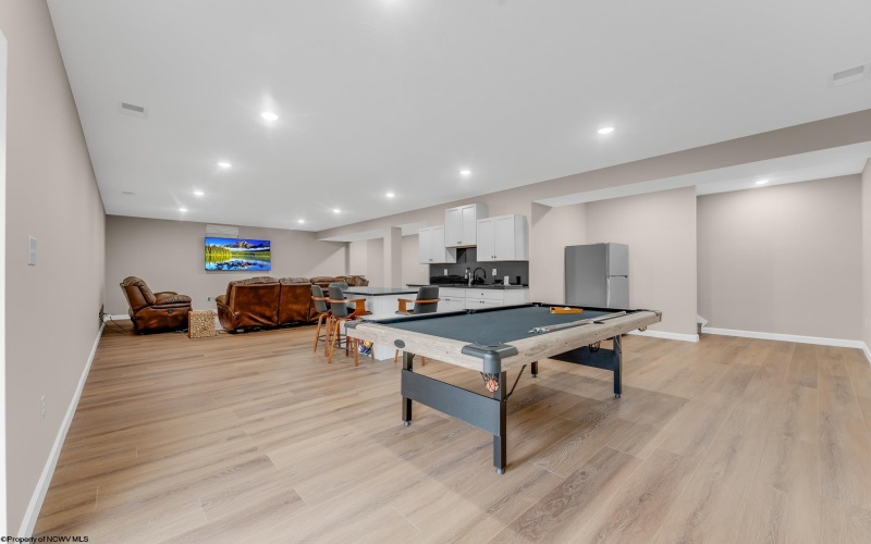 83 Warm Hollow Road, Morgantown, West Virginia 26508, 4 Bedrooms Bedrooms, 8 Rooms Rooms,3 BathroomsBathrooms,Single Family Detached,For Sale,Warm Hollow,10163666