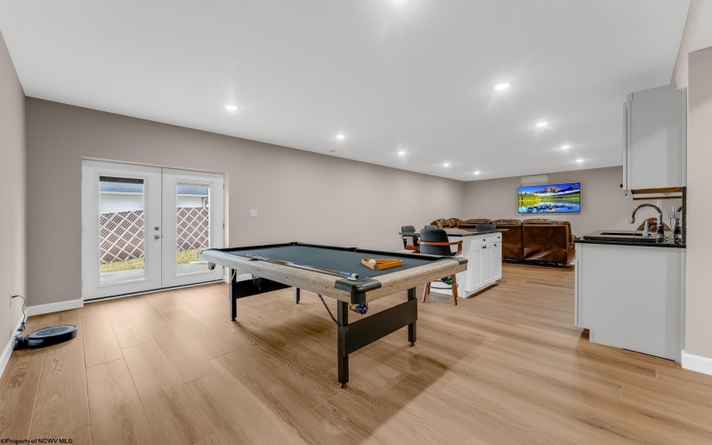 83 Warm Hollow Road, Morgantown, West Virginia 26508, 4 Bedrooms Bedrooms, 8 Rooms Rooms,3 BathroomsBathrooms,Single Family Detached,For Sale,Warm Hollow,10163666