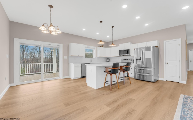 83 Warm Hollow Road, Morgantown, West Virginia 26508, 4 Bedrooms Bedrooms, 8 Rooms Rooms,3 BathroomsBathrooms,Single Family Detached,For Sale,Warm Hollow,10163666