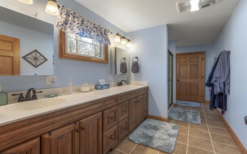 335 Sullivan Drive, Elkins, West Virginia 26241, 3 Bedrooms Bedrooms, 8 Rooms Rooms,2 BathroomsBathrooms,Single Family Detached,For Sale,Sullivan,10163668