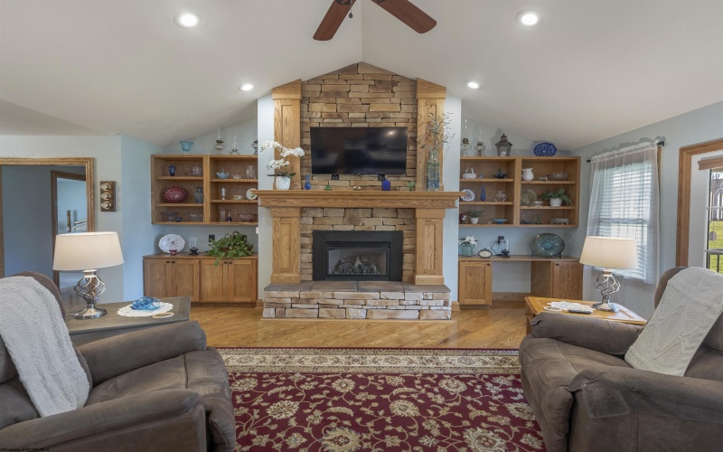 335 Sullivan Drive, Elkins, West Virginia 26241, 3 Bedrooms Bedrooms, 8 Rooms Rooms,2 BathroomsBathrooms,Single Family Detached,For Sale,Sullivan,10163668