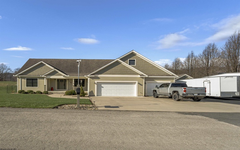 335 Sullivan Drive, Elkins, West Virginia 26241, 3 Bedrooms Bedrooms, 8 Rooms Rooms,2 BathroomsBathrooms,Single Family Detached,For Sale,Sullivan,10163668