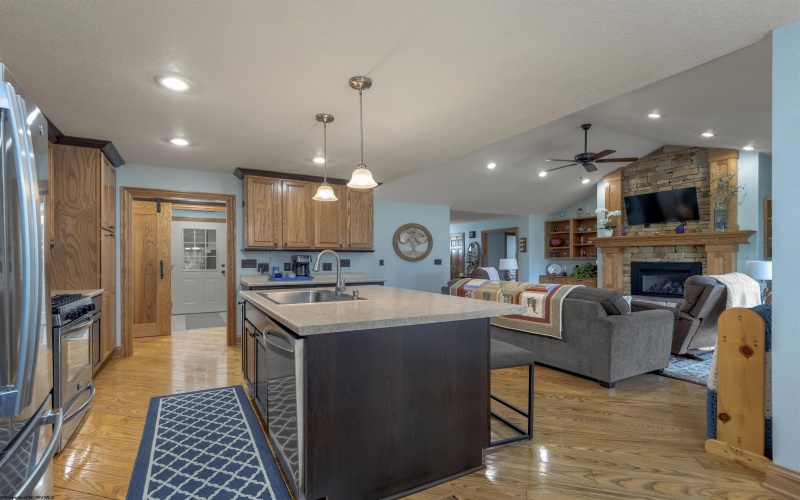 335 Sullivan Drive, Elkins, West Virginia 26241, 3 Bedrooms Bedrooms, 8 Rooms Rooms,2 BathroomsBathrooms,Single Family Detached,For Sale,Sullivan,10163668