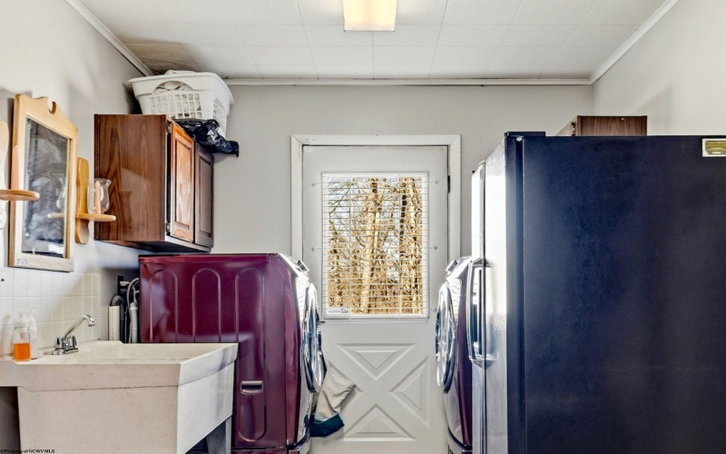 48 Raven Rock Drive, Morgantown, West Virginia 26508, 4 Bedrooms Bedrooms, 8 Rooms Rooms,2 BathroomsBathrooms,Single Family Detached,For Sale,Raven Rock,10163670