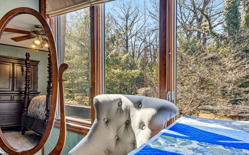 48 Raven Rock Drive, Morgantown, West Virginia 26508, 4 Bedrooms Bedrooms, 8 Rooms Rooms,2 BathroomsBathrooms,Single Family Detached,For Sale,Raven Rock,10163670